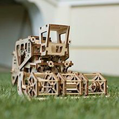 UGears Combine Harvester