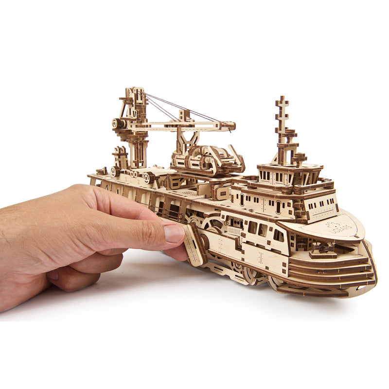 UGears Research Vessel